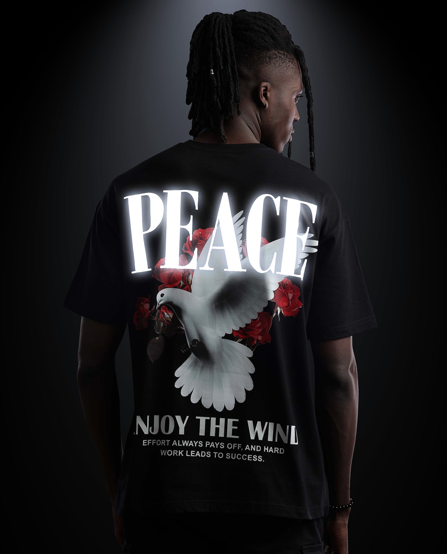 Enjoy the wind - Premium Men Regular Fit Tees