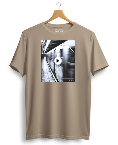 Play - Graphic T-Shirt