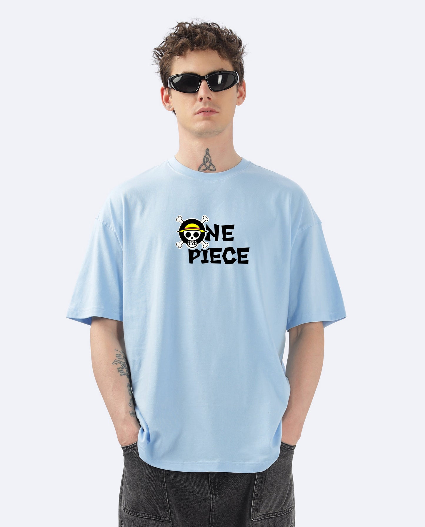 One Piece Hand-Oversized T-Shirt