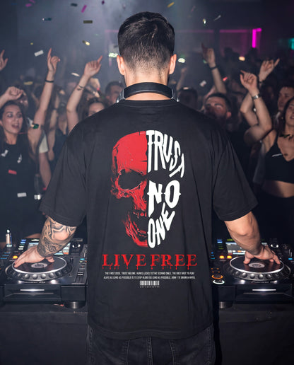 Reflect Trust No One - Men Regular Fit Tees
