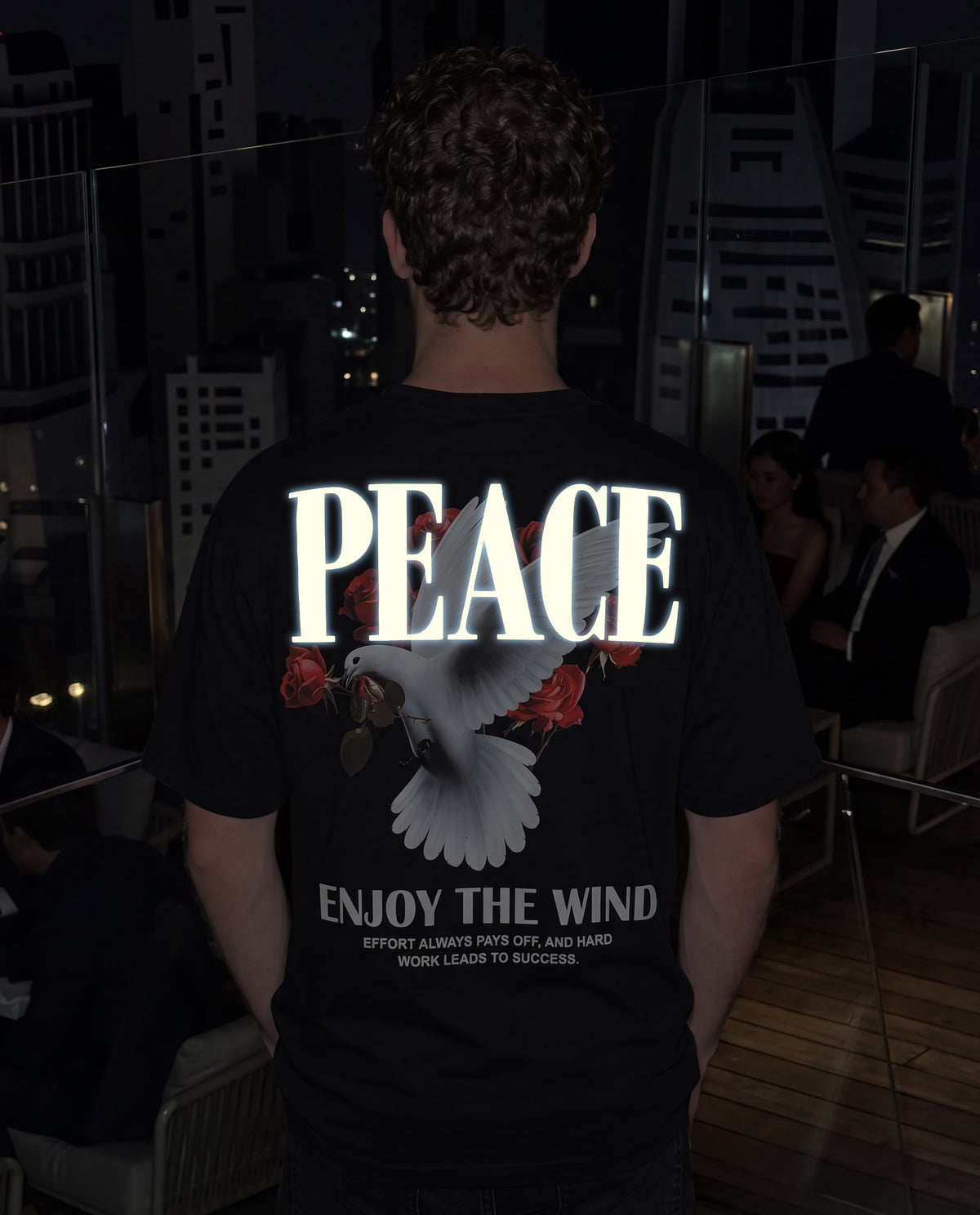 Enjoy the wind - Premium Men Oversized Tees