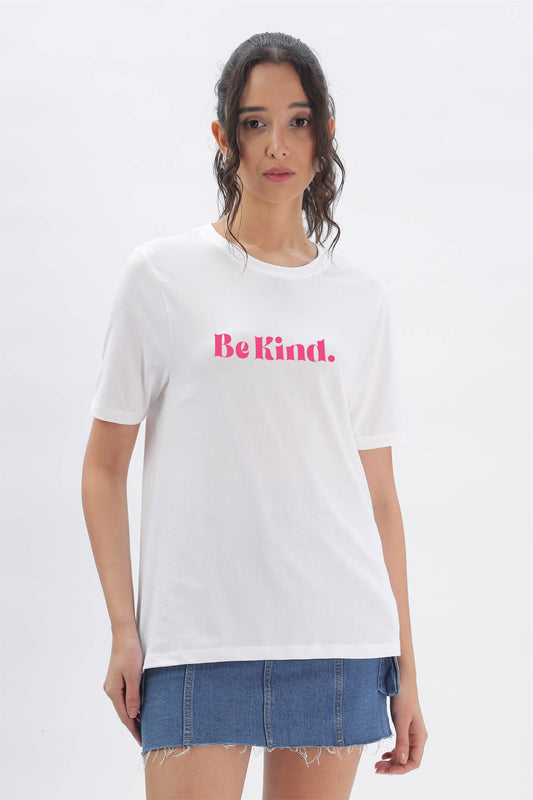 Be Kind Graphic T-Shirt Regular Fit